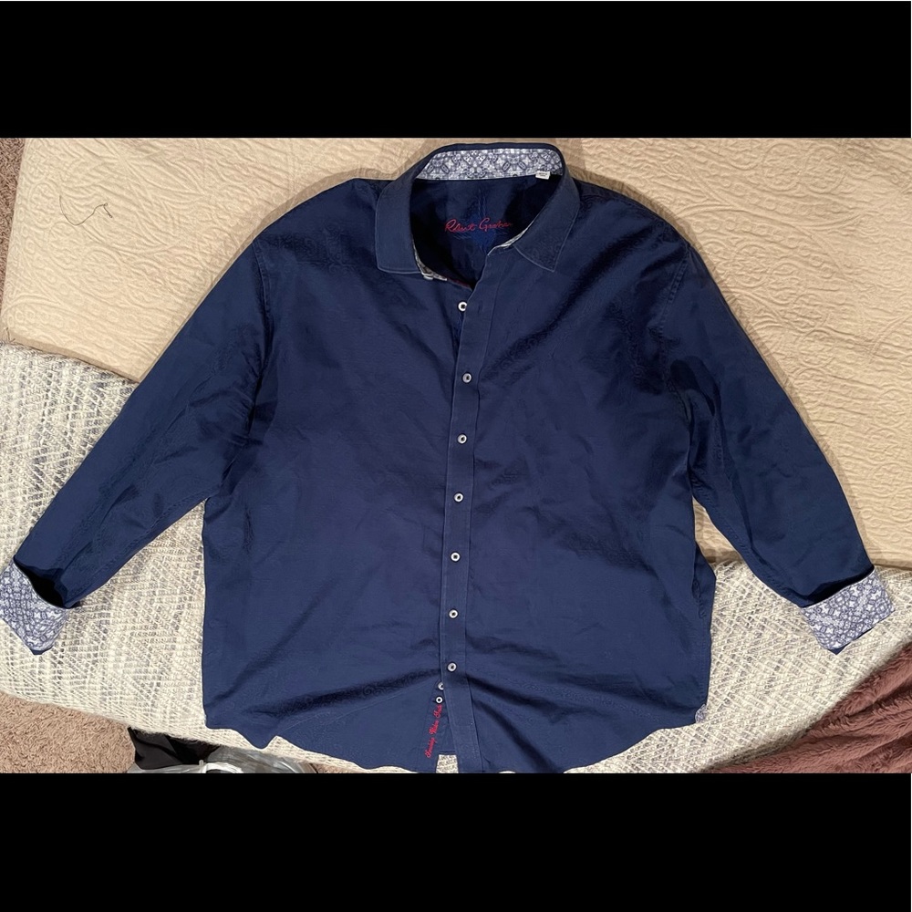 XL mens Robert Graham shirt